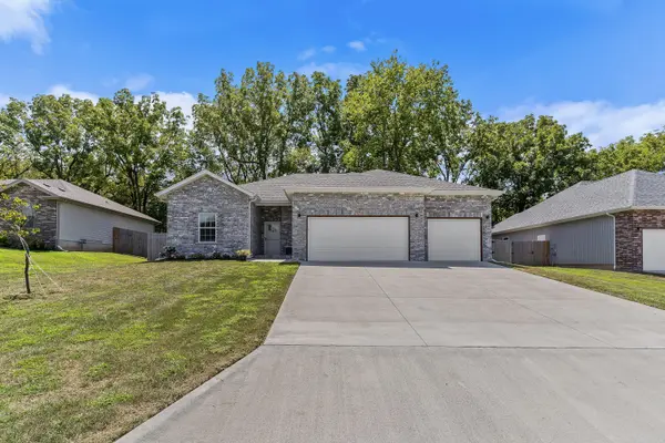 434 E Logan ST, Willard, MO 65781