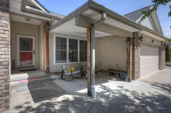 123 Jared BLVD, Webb City, MO 64870