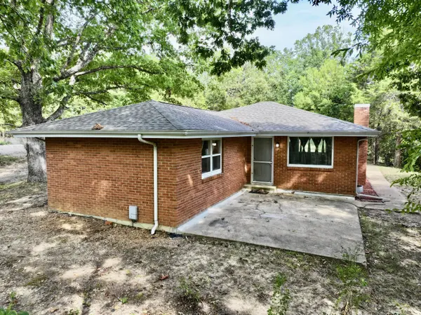 1643 Highway 160, Doniphan, MO 63935