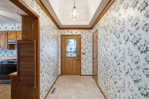 2007 S Lancaster AVE, Springfield, MO 65807