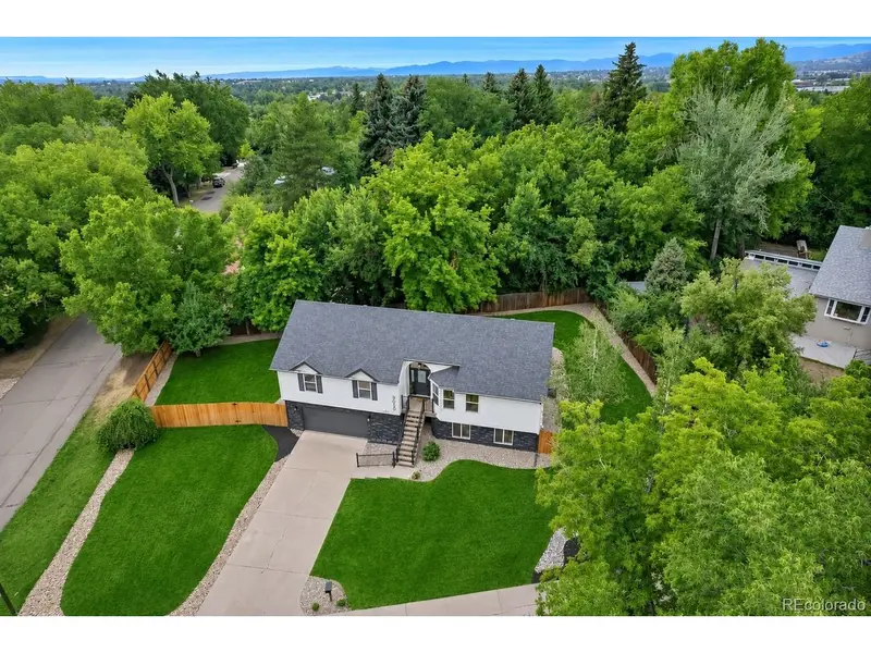 9010 W 11th, Lakewood, CO 80215