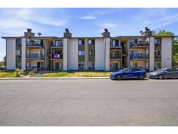 2280 S Oswego #201, Aurora, CO 80014