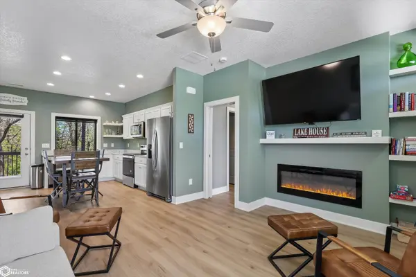 3154 Hillcrest DR, Ellston, IA 50074