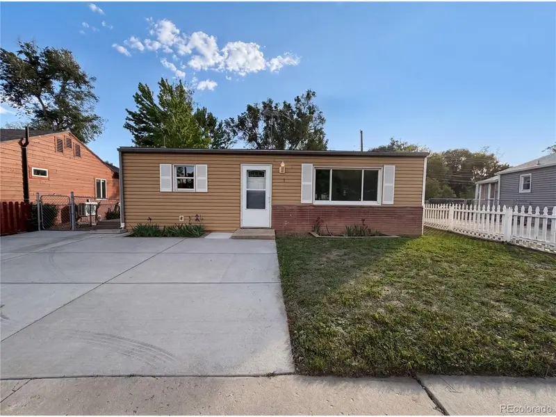 433 Sunnyside, Longmont, CO 80504