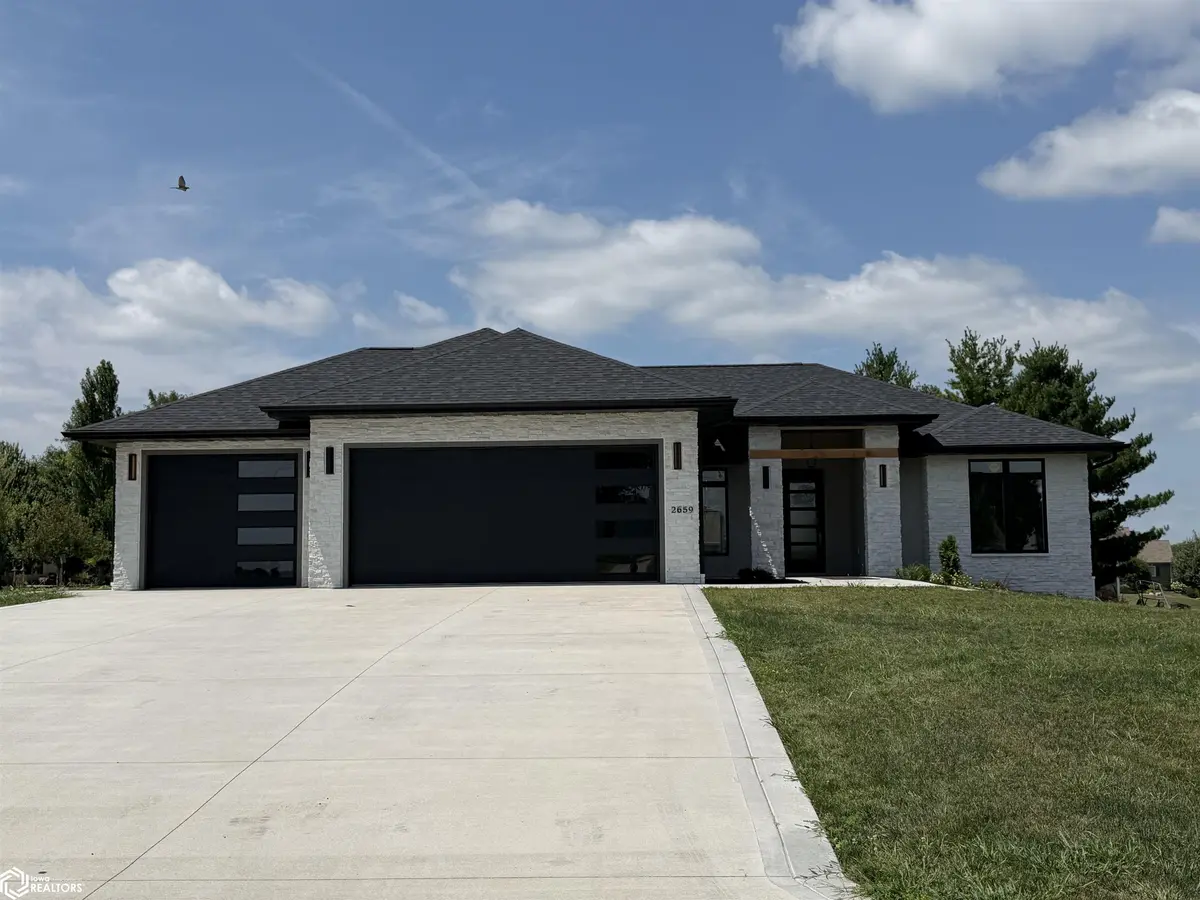 2659 S 11Th ST, Oskaloosa, IA 52577