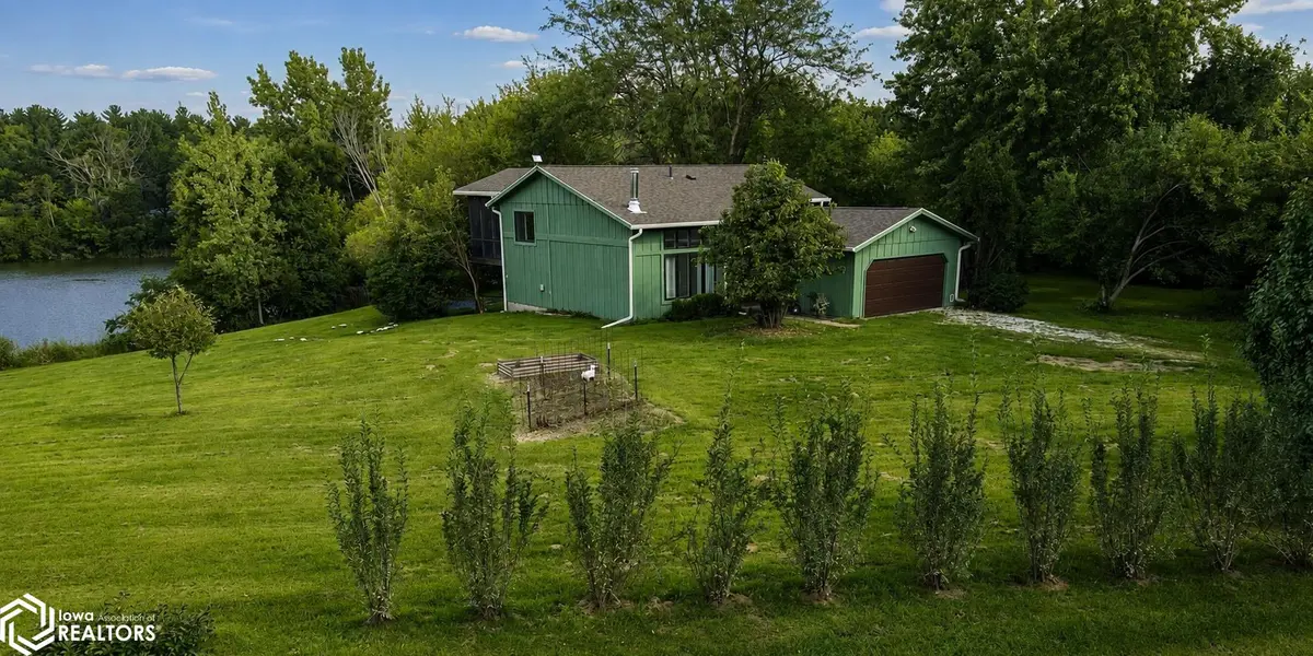 2352 Seven Hills RD, Fairfield, IA 52556