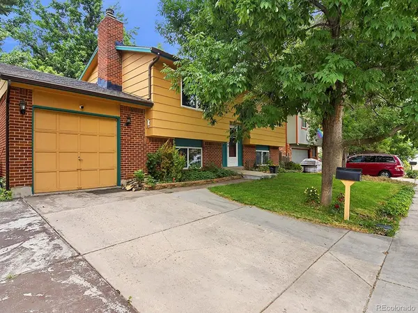 6932 Deframe, Arvada, CO 80004