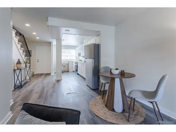 1200 S Monaco St #17, Denver, CO 80224
