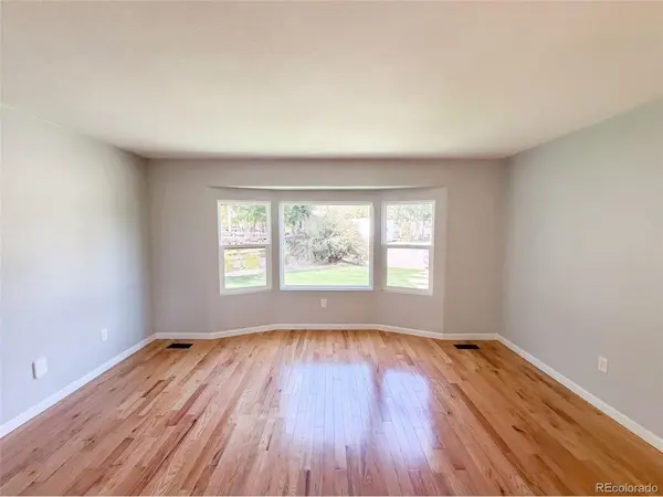 10708 W Chautauga, Littleton, CO 80127