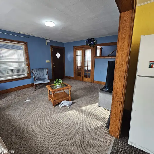 521 New York AVE, Creston, IA 50801