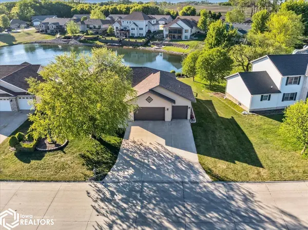 20 Lido RD, Clear Lake, IA 50428