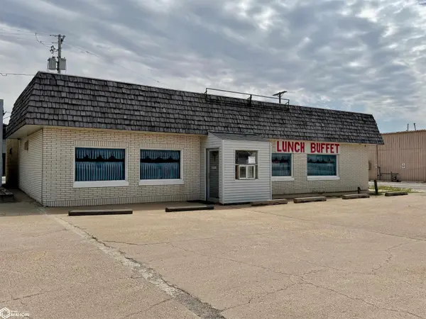 1402 W Sheridan AVE, Shenandoah, IA 51601