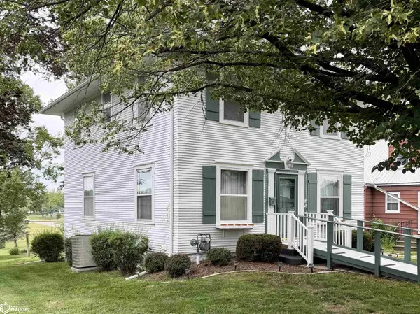 917 North Main, Chariton, IA 50049