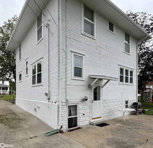 917 North Main, Chariton, IA 50049