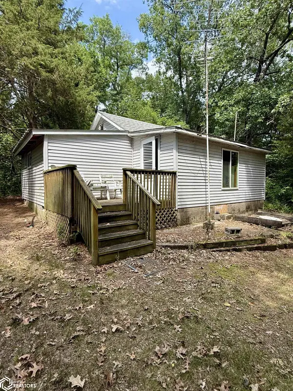 2527 CO 3 HWY, Oquawka, IL 61469