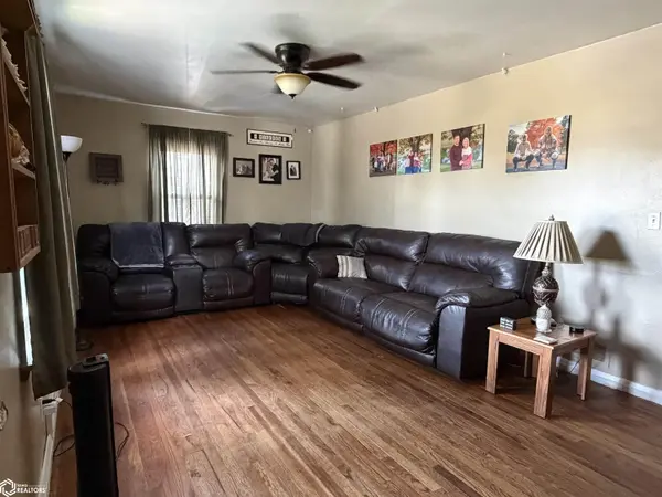 1416 S 11Th ST, Oskaloosa, IA 52577