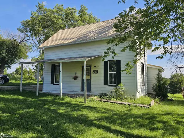 211 2nd ST, Searsboro, IA 50242