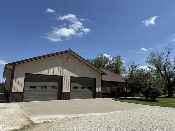 2430 330Th AVE, Woodburn, IA 50275