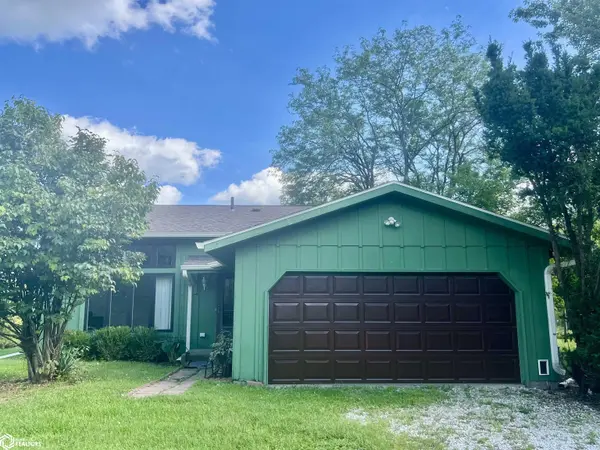 2352 Seven Hills RD, Fairfield, IA 52556