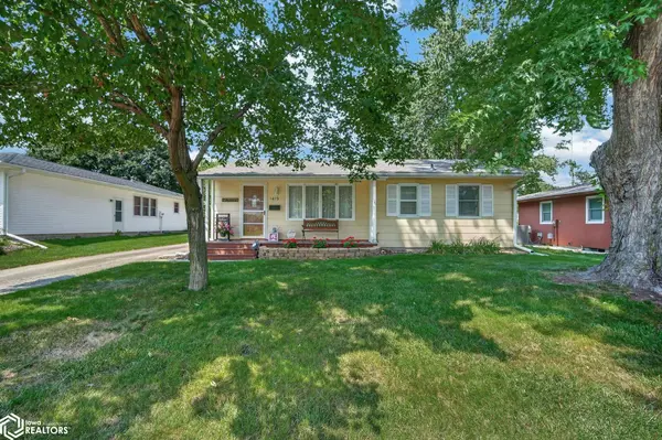 1419 Jefferson ST, Ames, IA 50010-4244