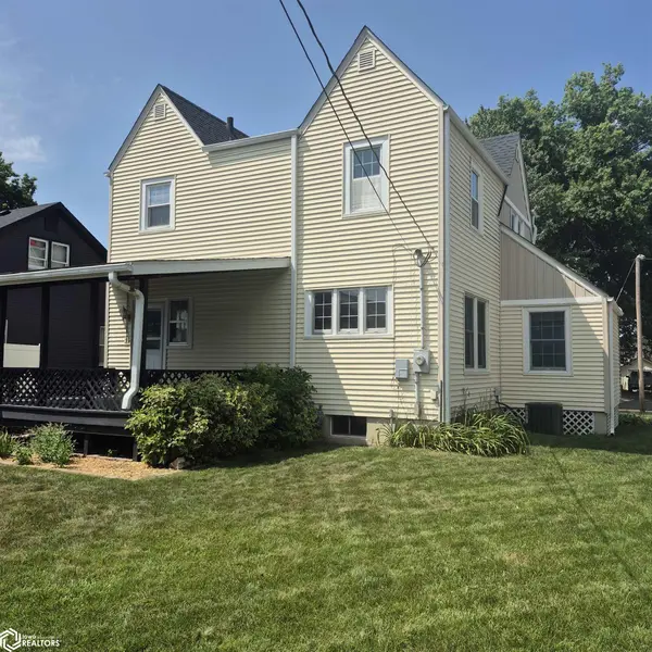 158 Vogel, Ottumwa, IA 52501