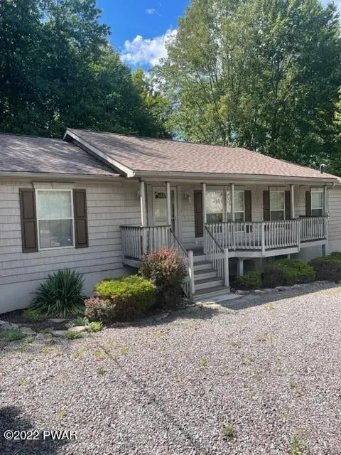 570/2140 E Lakeview DR, Lake Ariel, PA 18436
