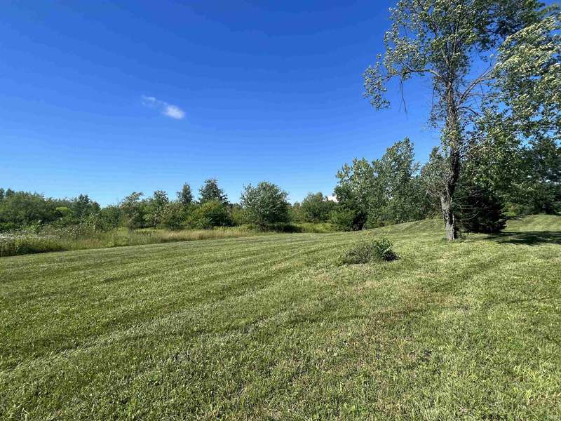51521 Orange RD, South Bend, IN 46628