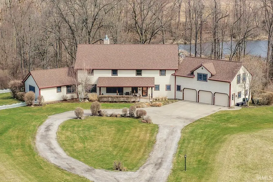 17901 County Road 112 ***, Bristol, IN 46507-8876