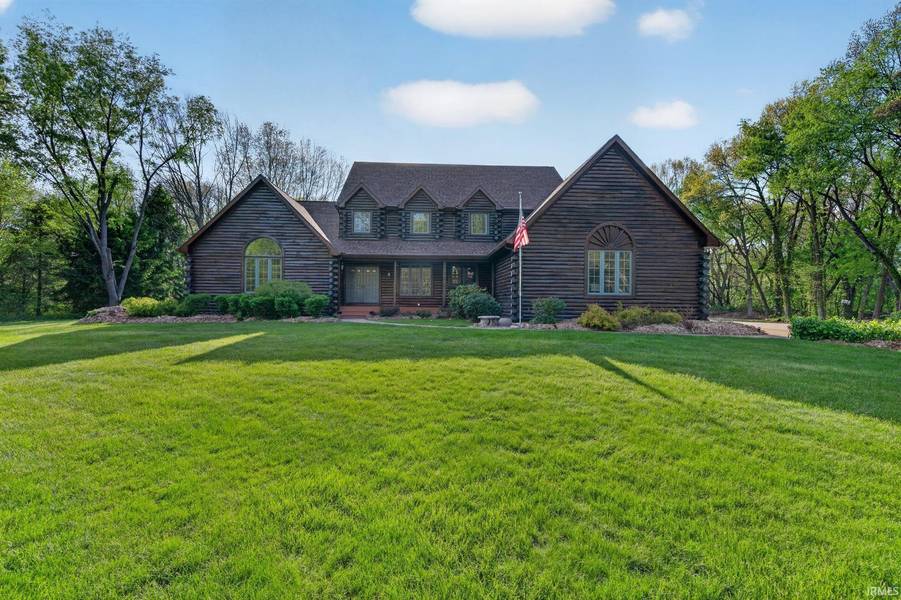 30131 Vantilburg CT, Elkhart, IN 46514-8988