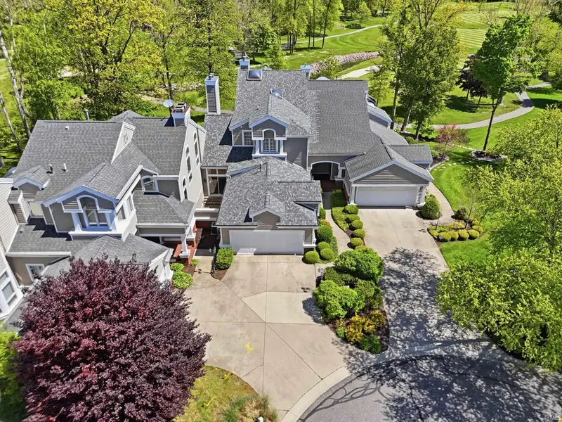 2314 Turnberry LN, Fort Wayne, IN 46814-9355