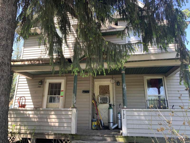 753 Cleveland AVE, South Bend, IN 46628