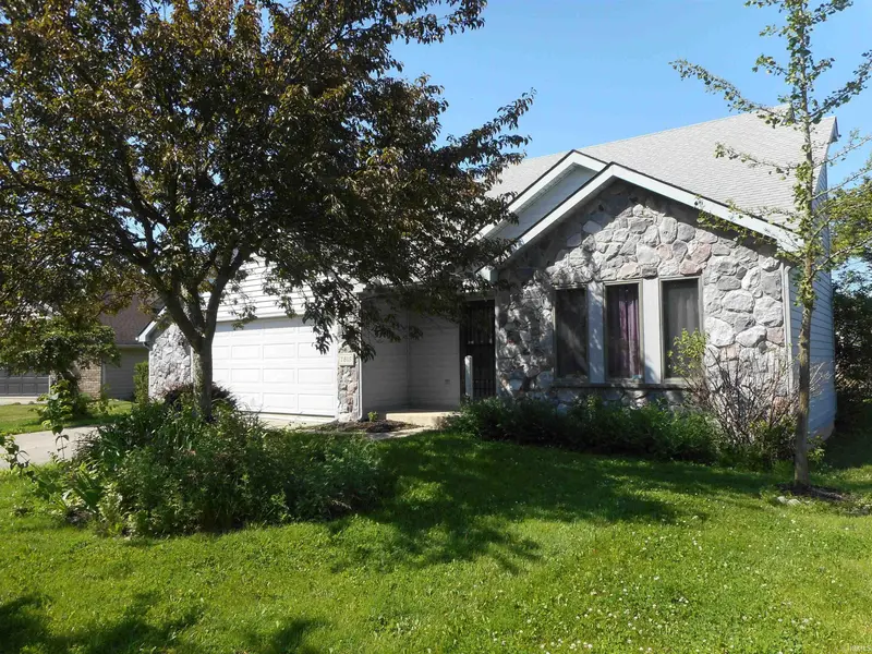 7815 Fountainhead PL, Fort Wayne, IN 46835