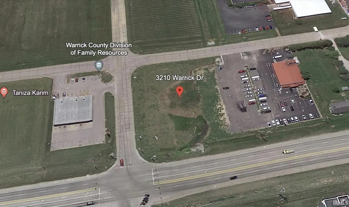 3210 Warrick DR, Boonville, IN 47601
