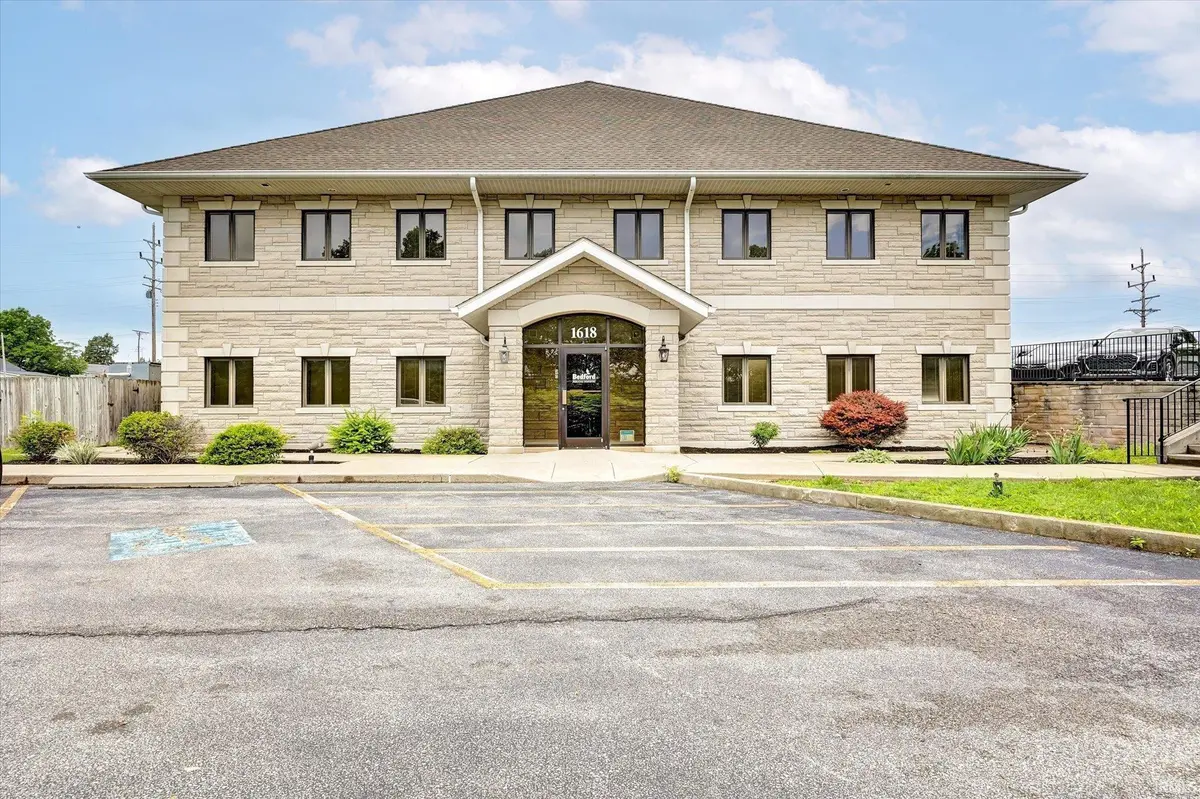 1614 25Th ST #Suite C, Bedford, IN 47421-5000