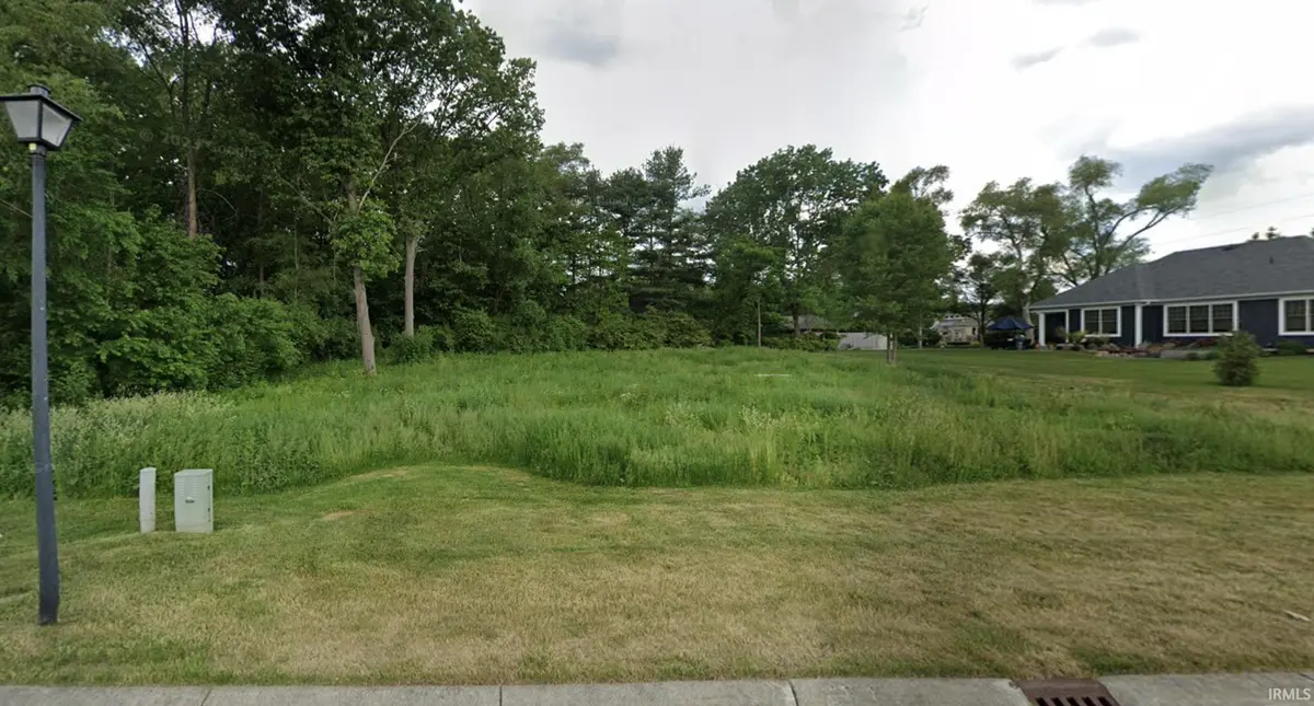 51527 Summer Hill DR, Granger, IN 46530