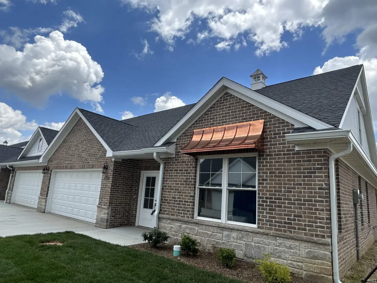8459 Bell Crossing DR, Newburgh, IN 47630