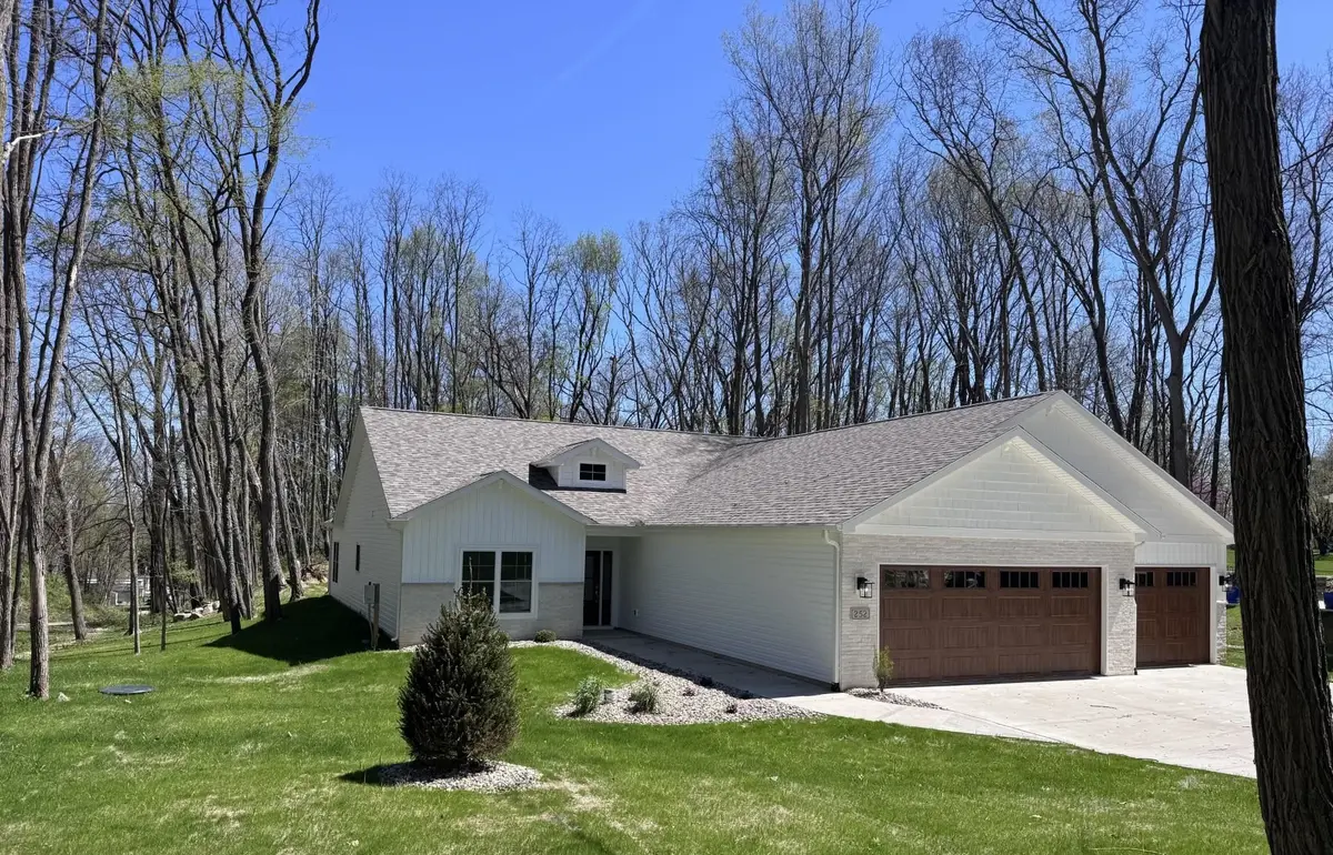 252 Lane 650 A, Snow Lake ***, Fremont, IN 46737