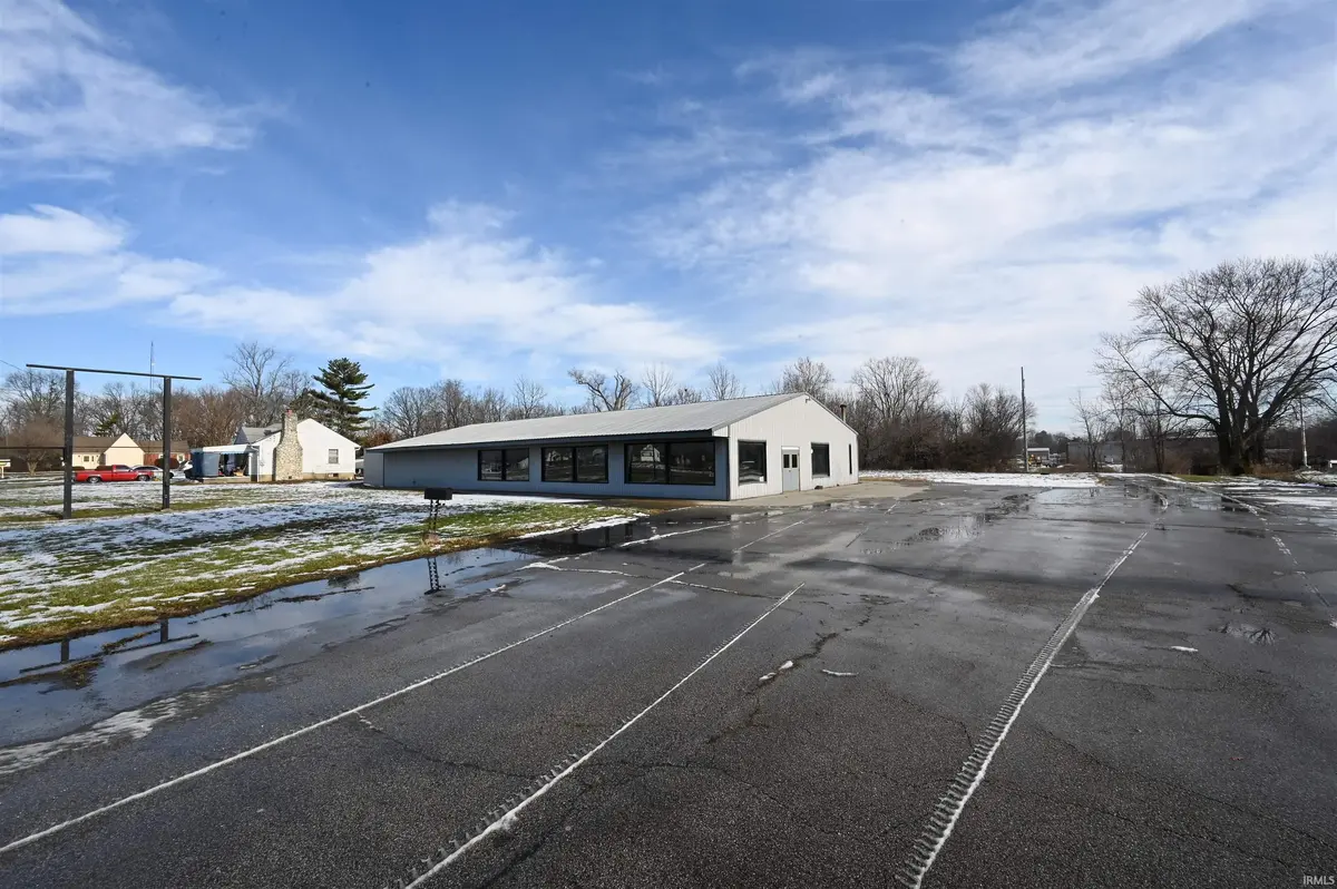 394 S 00 EW RD, Kokomo, IN 46902
