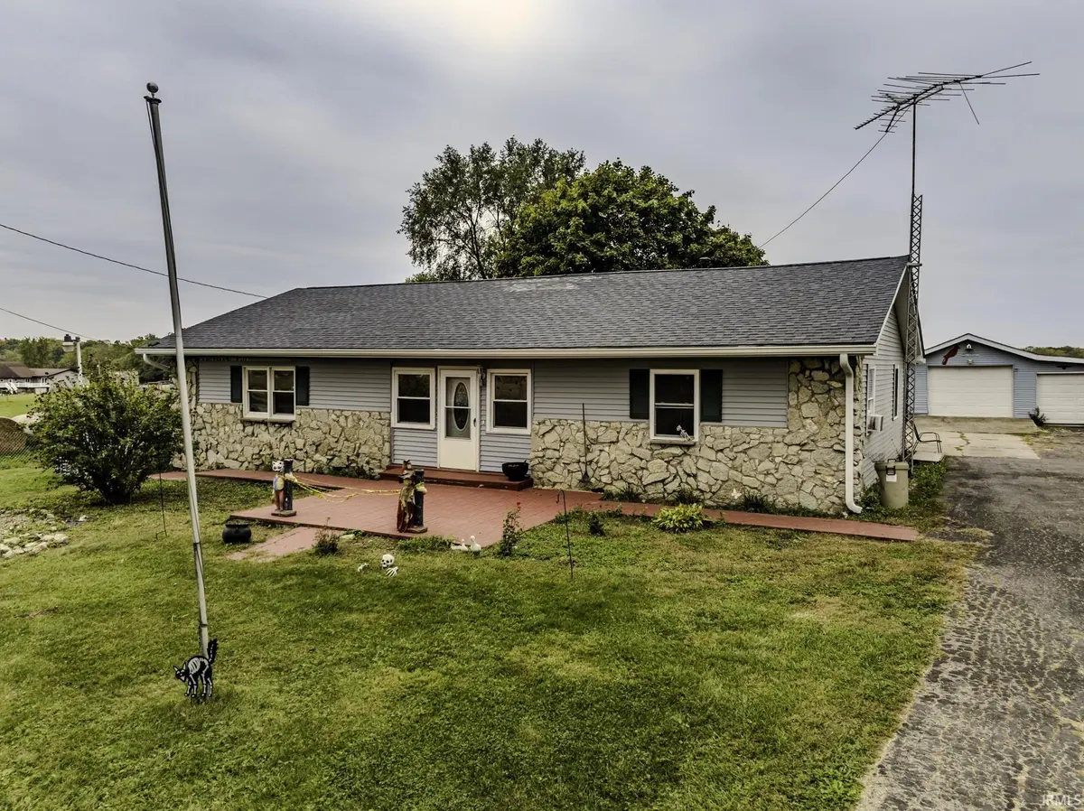 134 N 1200 West ***, Parker City, IN 47368