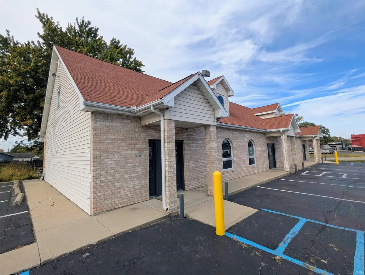 306 S Baldwin AVE, Marion, IN 46952-3528