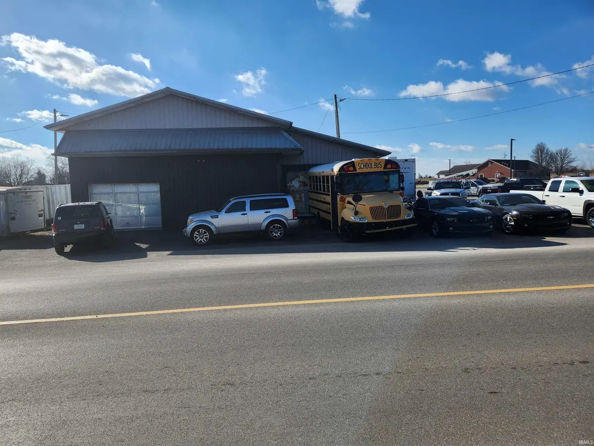 1320 W Main ST, Mitchell, IN 47446