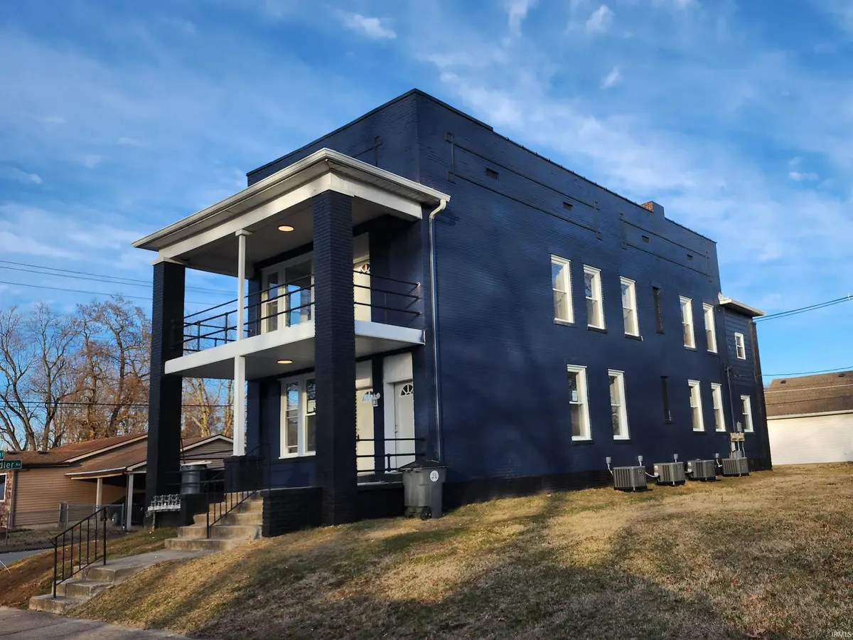 800 Line ST, Evansville, IN 47713