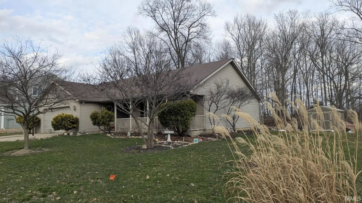1003 Nicholas TRL, Fremont, IN 46737
