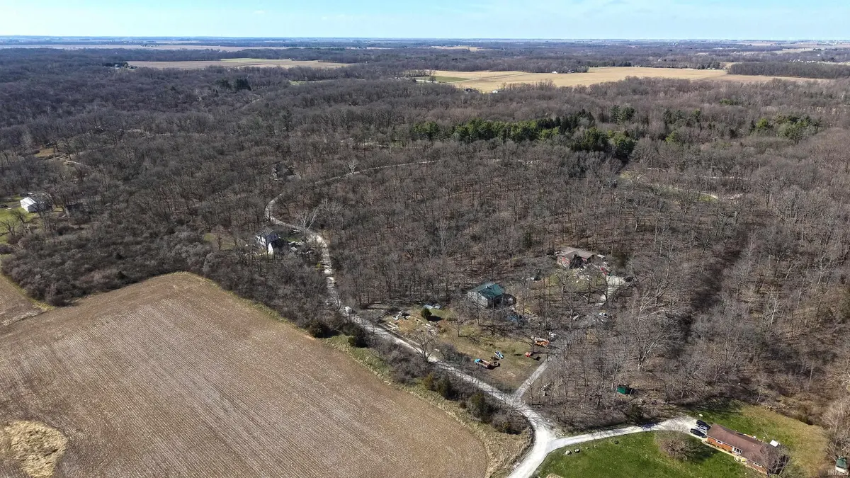 106 Timbercrest RD, West Lafayette, IN 47906