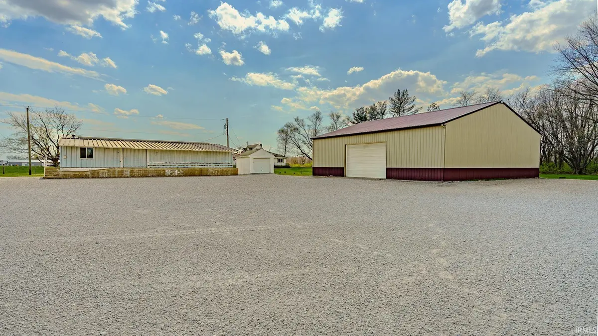 608 S Kenton ST, Reynolds, IN 47980