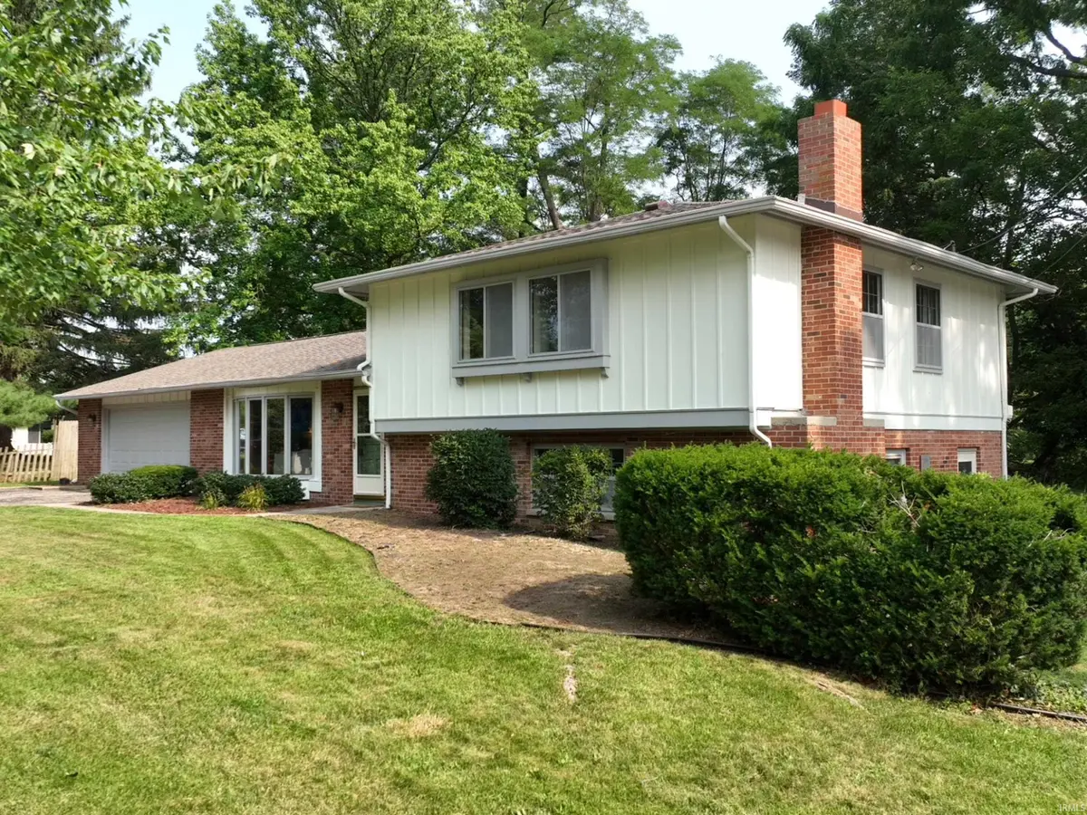 110 Brittany LN, Monticello, IN 47960