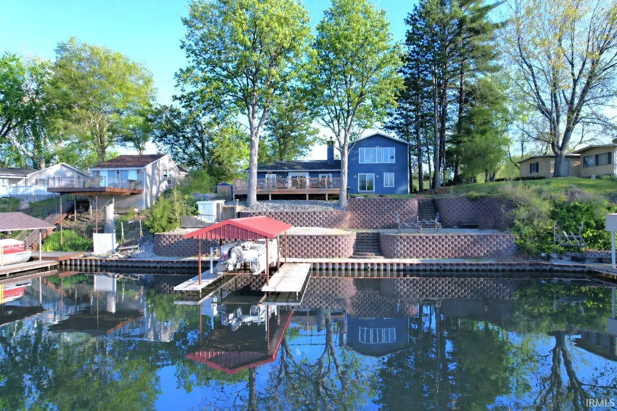 5162 E Quiet Water CT, Monticello, IN 47960