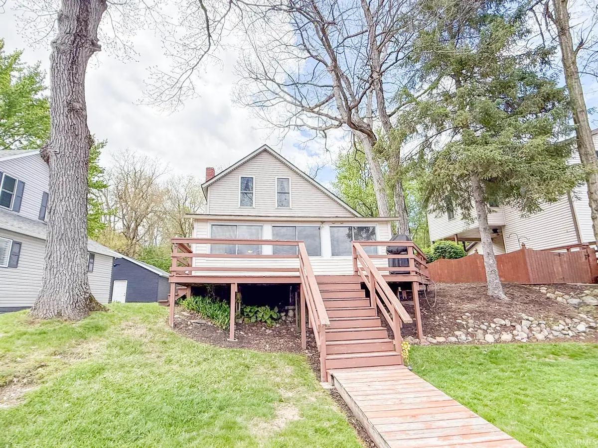 619 Lions DR, Rome City, IN 46784