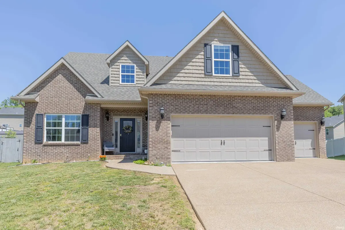 1415 Breezy Creek DR, Evansville, IN 47720