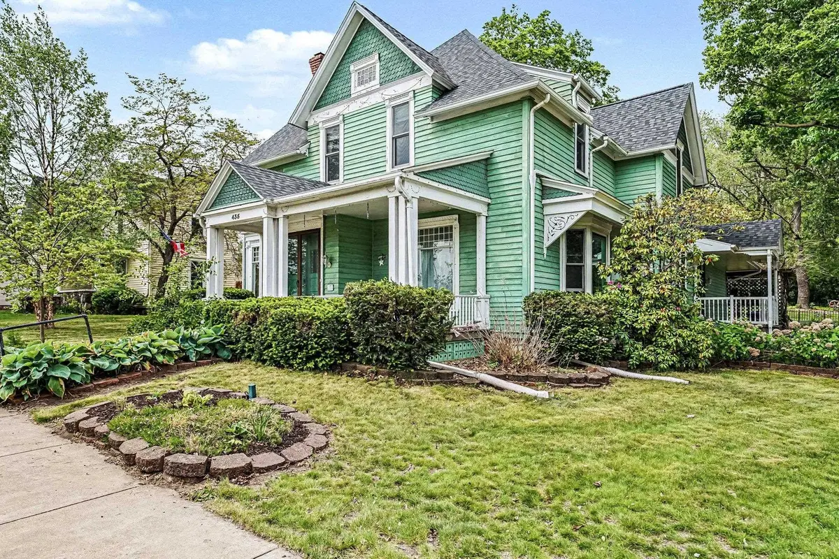 435 S Main ST, Middlebury, IN 46540-9767